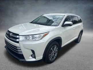 Used 2019 Toyota Highlander XLE video 1