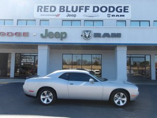 Used 2023 Dodge Challenger SXT image 1