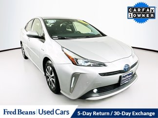 Used 2019 Toyota Prius LE image 1