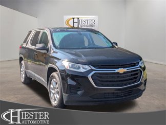 Used 2021 Chevrolet Traverse LS image 1