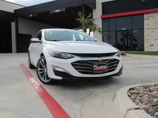 Used 2022 Chevrolet Malibu LT image 1