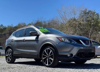 Used 2017 Nissan Rogue Sport SL w/ SL Premium Package image 1