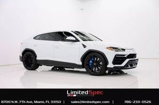Used 2022 Lamborghini Urus image 1
