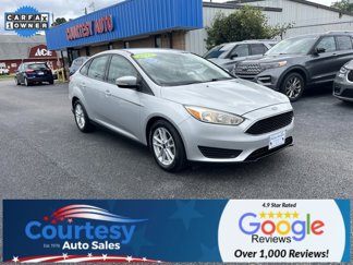 Used 2017 Ford Focus SE image 1