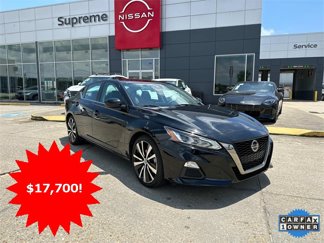 Used 2022 Nissan Altima 2.5 SR image 1