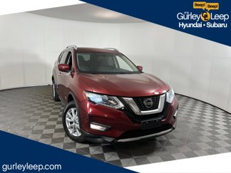 Used 2018 Nissan Rogue SV image 1