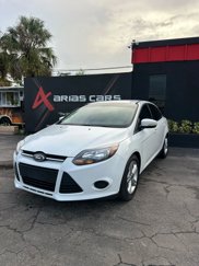 Used 2014 Ford Focus SE image 1