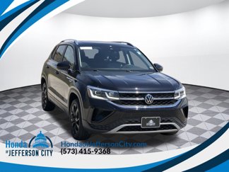 Used 2022 Volkswagen Taos SEL w/ Panoramic Sunroof Package image 1