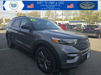 Certified 2022 Ford Explorer XLT w/ Equipment Group 202A image 1