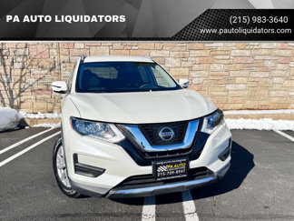 Used 2019 Nissan Rogue SV image 1