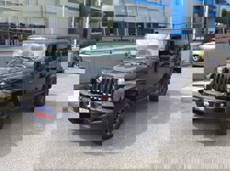 Used 2017 Jeep Wrangler Unlimited Sahara image 1