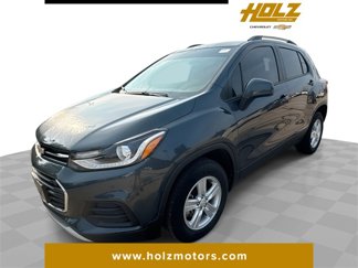 Used 2022 Chevrolet Trax LT w/ LT Convenience Package image 1