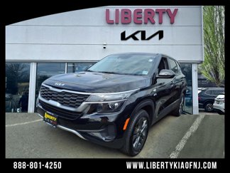 Certified 2023 Kia Seltos LX image 1