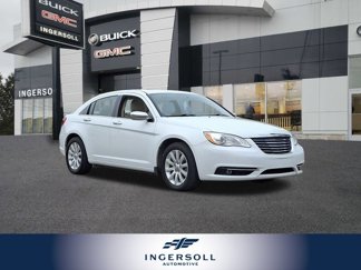 Used 2014 Chrysler 200 Limited w/ Sun/Sound Group image 1