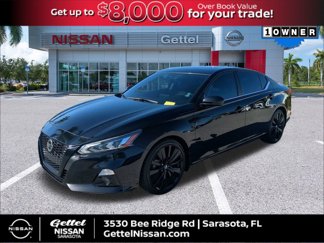 Used 2022 Nissan Altima 2.5 SR w/ Midnight Edition Package image 1