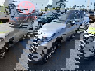 Used 2020 Toyota RAV4 XLE Premium image 1