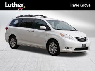 Used 2017 Toyota Sienna XLE image 1