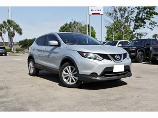 Used 2017 Nissan Rogue Sport S w/ S Appearance Package image 1