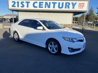 Used 2012 Toyota Camry SE image 1