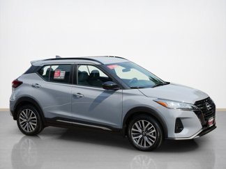 Used 2024 Nissan Kicks SR w/ SR Premium Package image 1