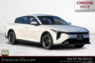 New 2025 Kia K4 EX image 1
