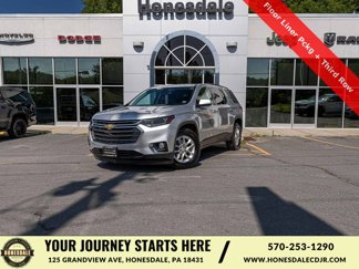 Used 2021 Chevrolet Traverse LT w/ LPO, Floor Liner Package image 1