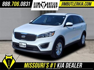 Used 2017 Kia Sorento LX image 1