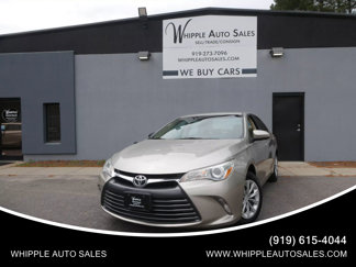 Used 2015 Toyota Camry LE image 1