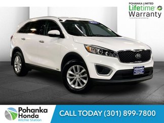 Used 2017 Kia Sorento LX w/ LX Convenience Package image 1