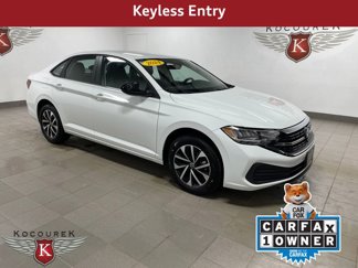 Used 2024 Volkswagen Jetta S image 1