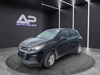 Used 2020 Chevrolet Trax LS w/ Tint and Cruise Package image 1