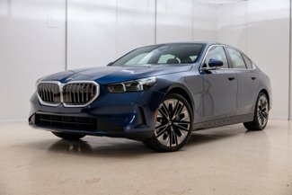 Used 2024 BMW 530i xDrive w/ Premium Package image 1
