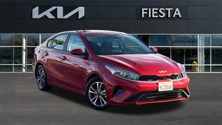 Used 2023 Kia Forte LXS image 1