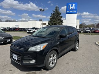 Used 2016 Ford Escape SE image 1