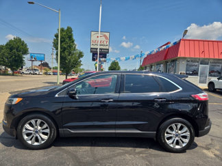 Used 2020 Ford Edge Titanium image 1