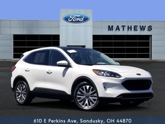 Certified 2022 Ford Escape Titanium image 1