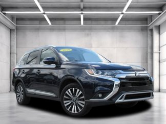Used 2019 Mitsubishi Outlander SEL image 1