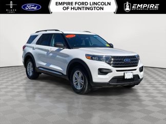 Certified 2022 Ford Explorer XLT image 1