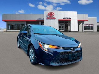 Used 2021 Toyota Corolla LE image 1