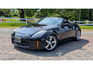 Used 2007 Nissan 350Z Touring image 1