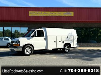 Used 2016 Chevrolet Express 3500 image 1