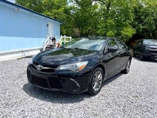 Used 2016 Toyota Camry LE image 1