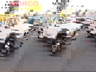 Used 2006 Ford F550 2WD Crew Cab Super Duty image 1