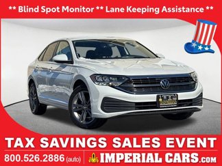 Used 2023 Volkswagen Jetta SE image 1