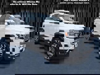 Used 2023 GMC Acadia SLE w/ Driver Convenience Package image 1