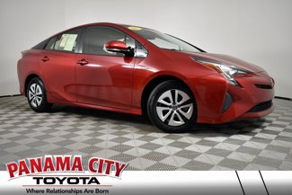 Used 2017 Toyota Prius Three image 1
