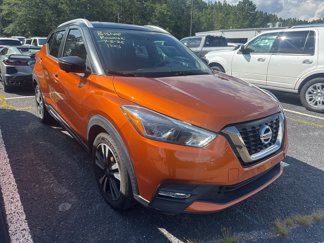 Used 2019 Nissan Kicks SR image 1
