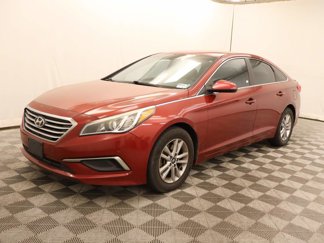 Used 2016 Hyundai Sonata SE image 1