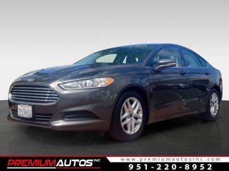 Used 2016 Ford Fusion SE image 1