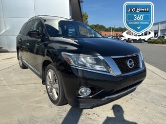 Used 2016 Nissan Pathfinder Platinum video 1